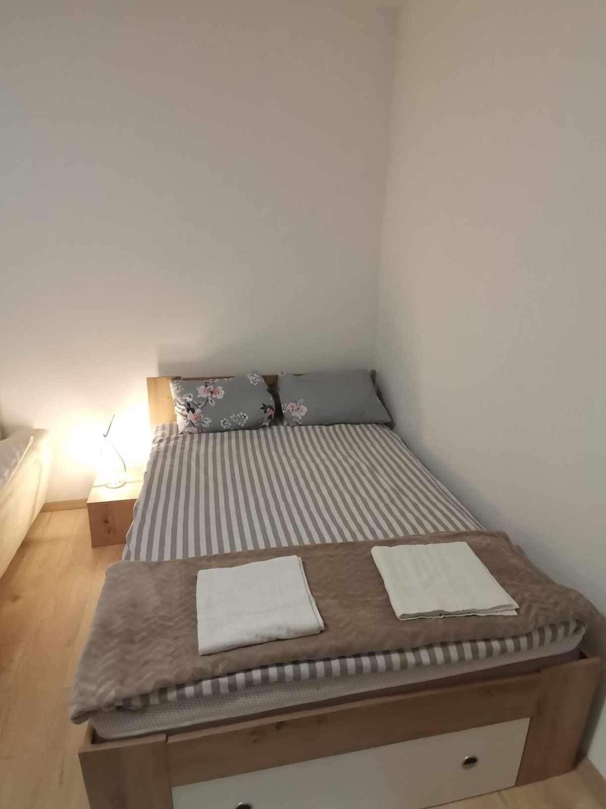 Grajski Kamen Apartment Maribor Bagian luar foto